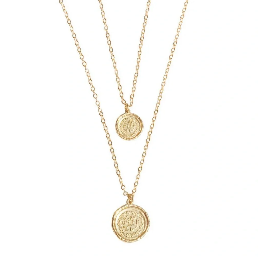 Amber Sceats Layered Gold Coin Pendant Necklace - Picture 1 of 9